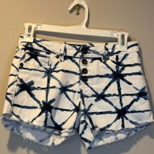 Girls Lucky Brand Blue White Dyed Denim Cropped Jean Shorts Button Fly Size 14